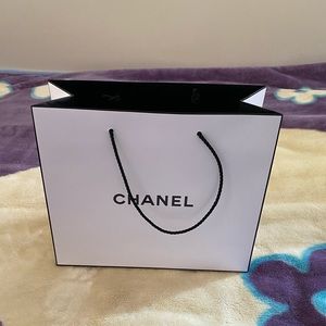 ✨CHANEL✨Paper Shopping Bag